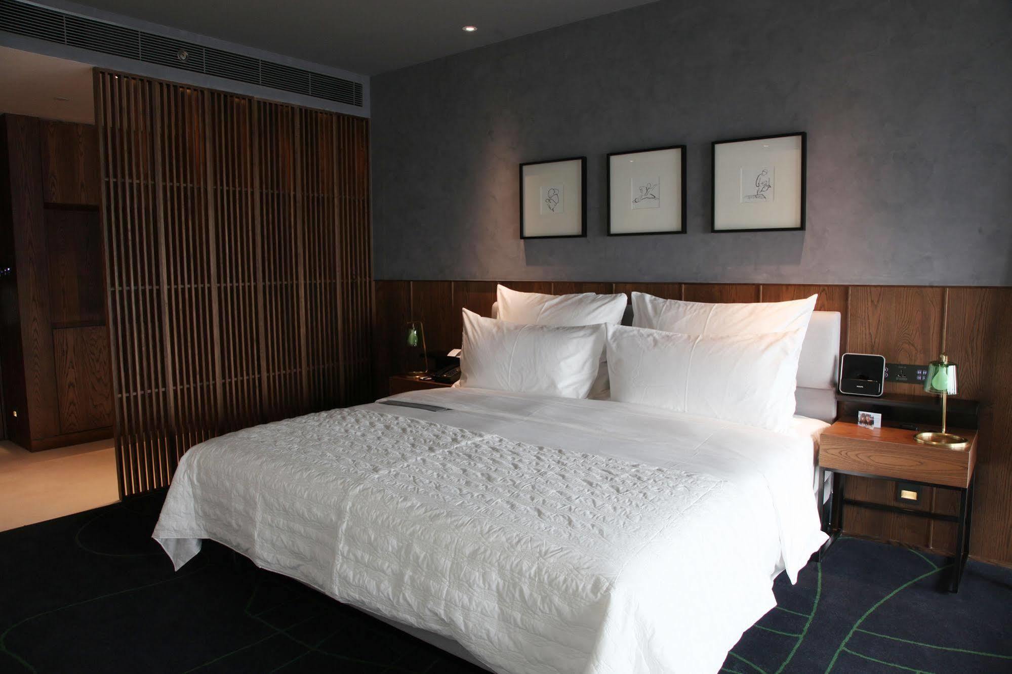 Le Meridien Zhengzhou Esterno foto